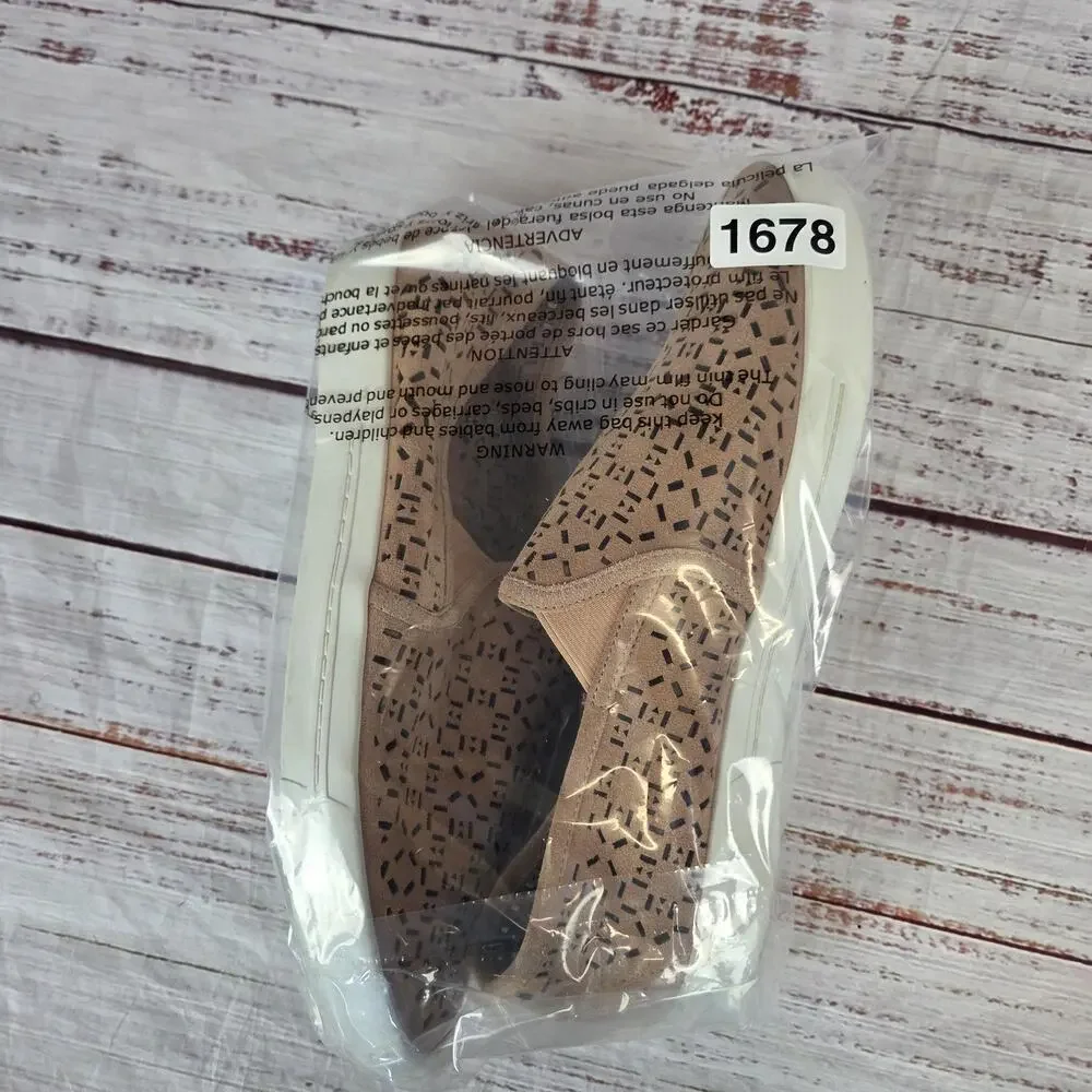 Joie Huxley Slip on Shoes Womens 40 Beige Perforated Suede Casual Neutral Basic